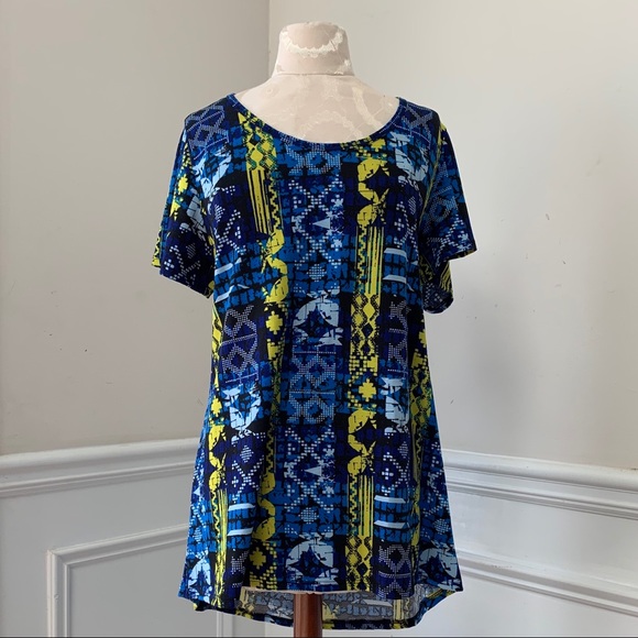 NWT LuLaRoe Classic T - size L - Picture 1 of 3